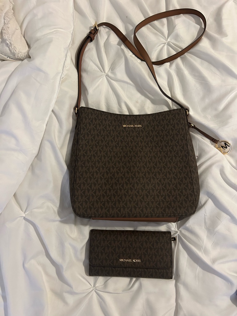 Michael Kors Brown Signature Crossbody With Matching Wallet Nwot